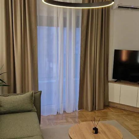 アパート La Campanella 2 *